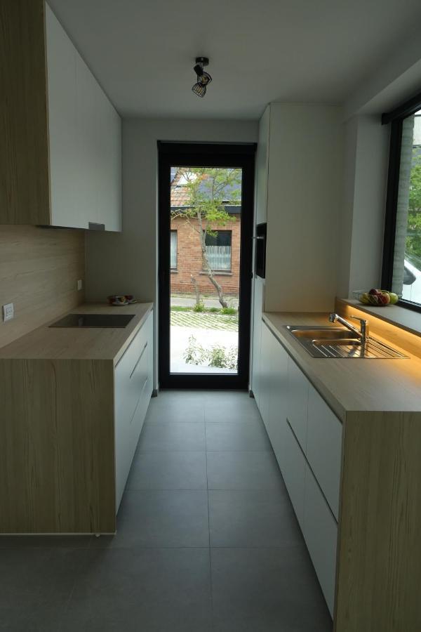 Justus Appartement Ieper Buitenkant foto